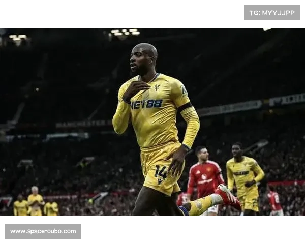 英超第24轮：热刺2-2逼平曼城，罗梅罗带病坚持赛后表达不满